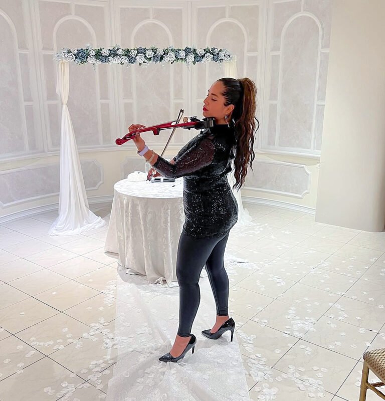 Find Violinist in NYC Bookiing Now